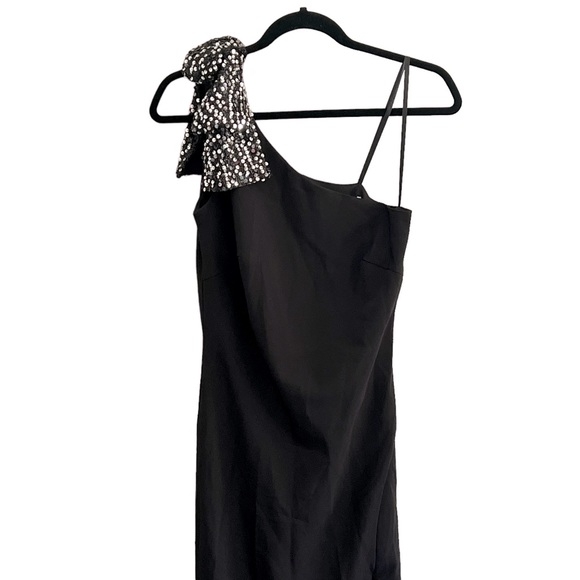 IEENA for Mac Duggal Sequined bow one-shoulder gown size 6 NEW - Picture 9 of 12